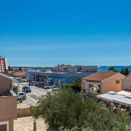 בית הארחה 2a פטרצ'אנה