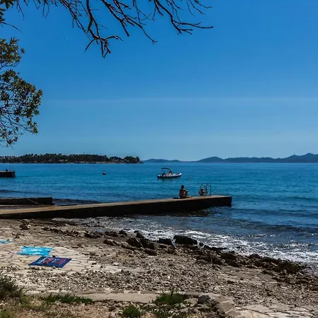 2a Casa de hóspedes Petrcane