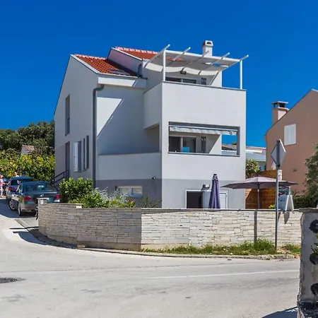 2a Pensionat Petrcane