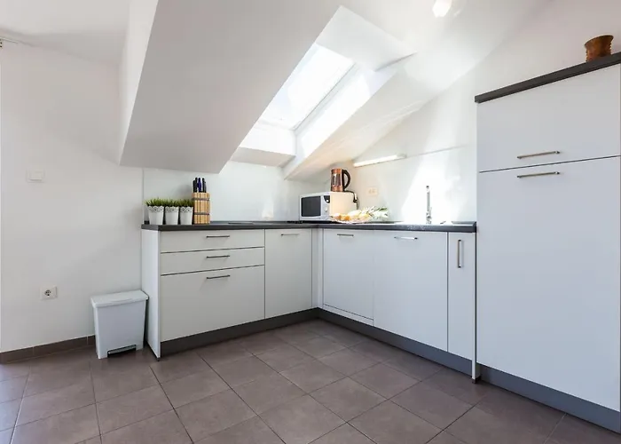 2a Pensionat Petrcane